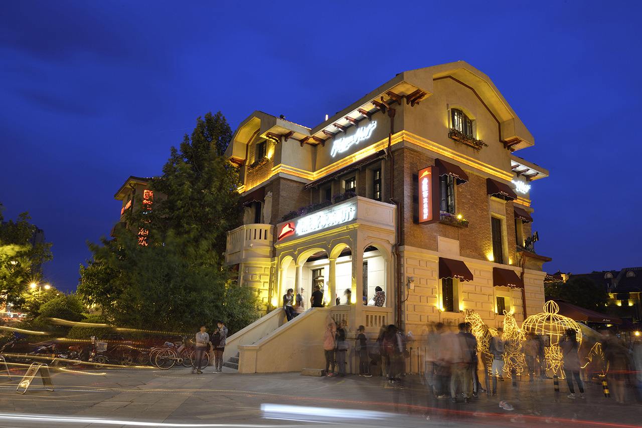 8ff5e2c53b55598b5468b991385a4c7e.jpg d3dbe693ff10f1e559ccc5d071e96e2d.jpg