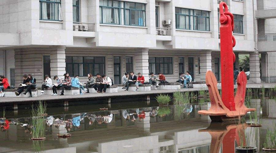 9285b9ff6d4aefc4576a9228978f3bbf.jpg 001.jpg