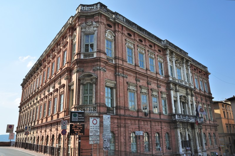 72e4ac9976600e8af0f22c0ecedcc85d.jpg università_stranieri_perugia-e1447077981859.jpg