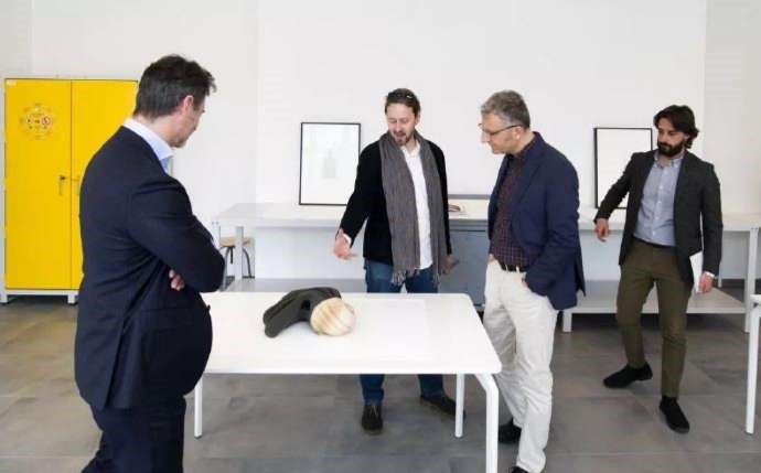 b4ec62615c10f2498e904bff5878927a.jpg b4ec62615c10f2498e904bff5878927a.jpg