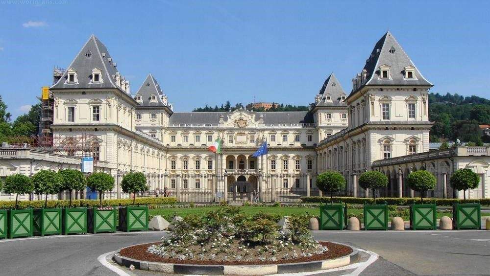 f02386de1c3e8a8404cde719a29a7a60.jpg 都靈大學(xué).jpg