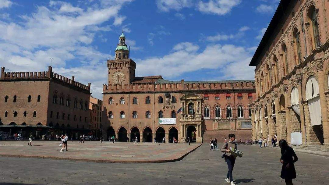 119840361d6064850936e2de513cf081.jpg 119840361d6064850936e2de513cf081.jpg