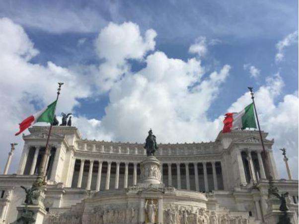 90e5664cc630d95a0ab18424fa8321a7.jpg 33333333333333333333333.jpg