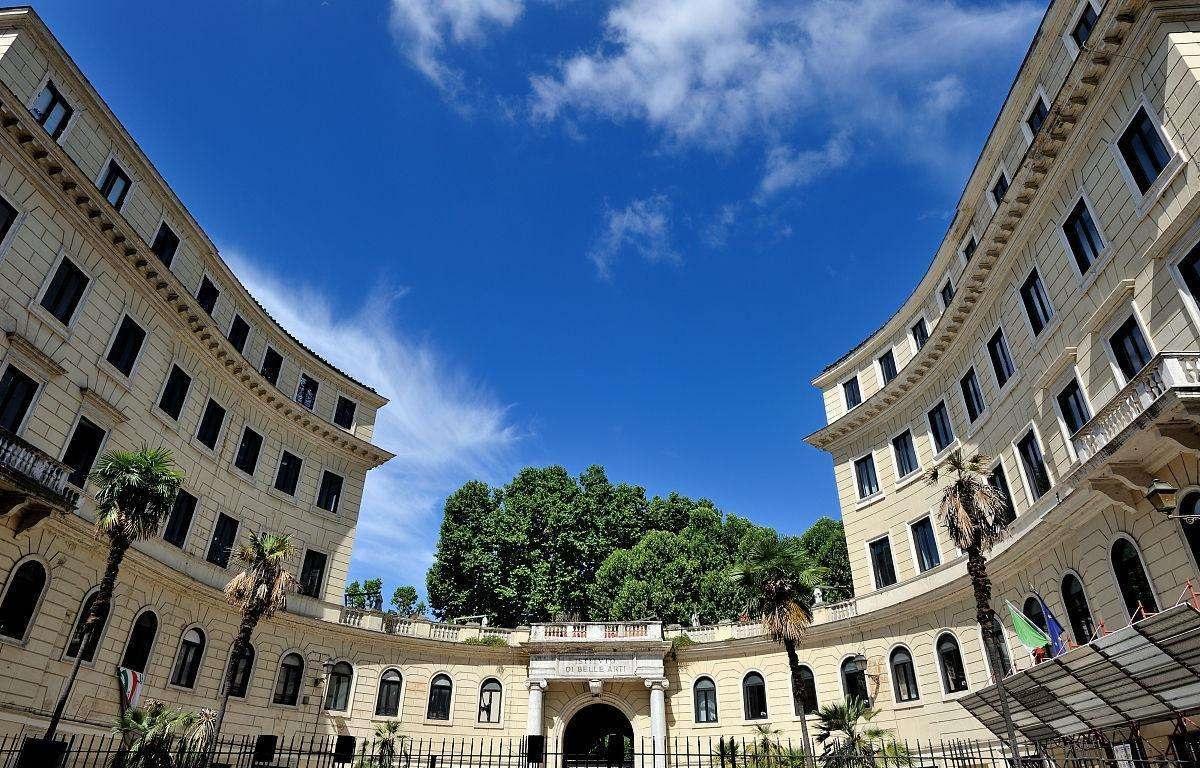 5feac856362ab7021535724c7c10e760.jpg 33333.jpg