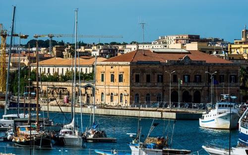 0c9a62e6e50052247b79e2daf07de5a3.jpg 2222.jpg