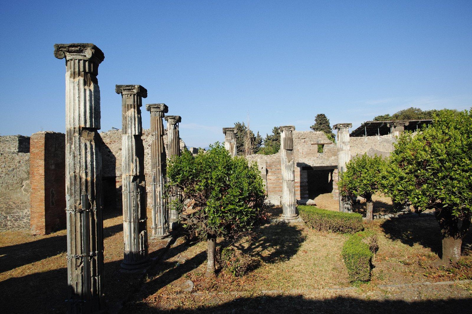 e54592883464fa75f45a0bc4109862b5.jpg 111.jpg