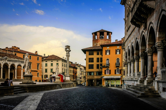 4ba91c48ef3ebc83fb2a66f6b8f3efb8.jpg 2222.jpg