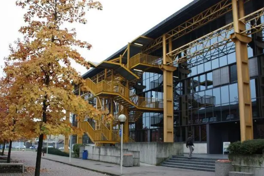 826e341ef348b884e869ced177e2f54a.jpg 33333333.jpg